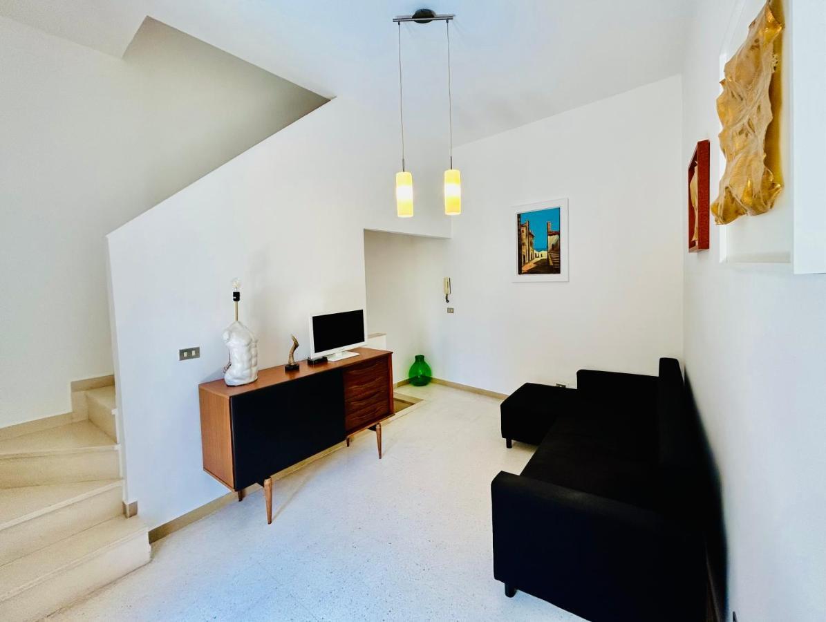 Santa Scolastica Home Μπάρι Εξωτερικό φωτογραφία